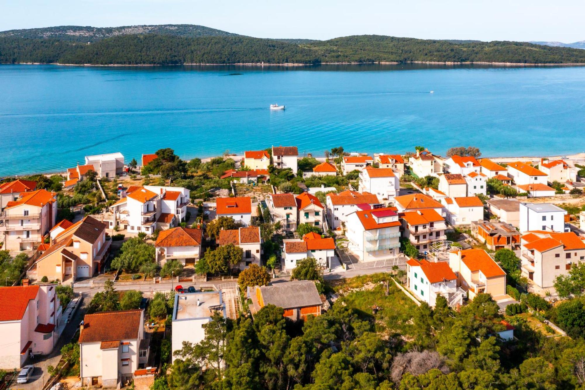 Ojra New Apartment With Seaview Šibenik Екстериор снимка