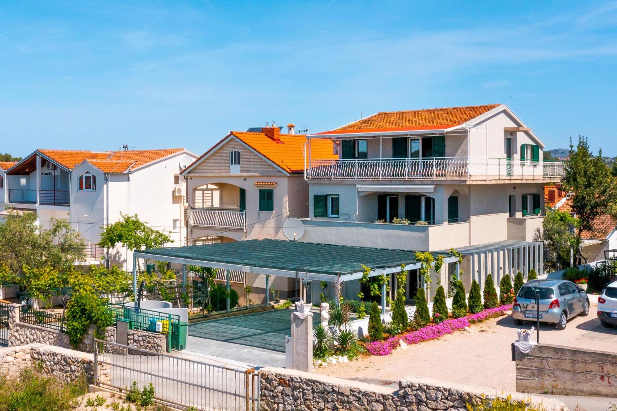 Ojra New Apartment With Seaview Šibenik Екстериор снимка